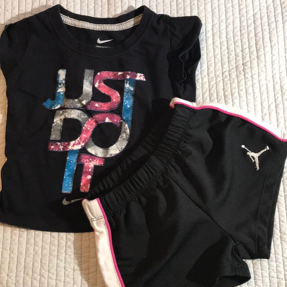 Nike toddler set